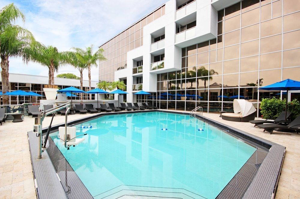 Sawgrass Grand Hotel And Suites Sports Complex Sunrise Exterior photo